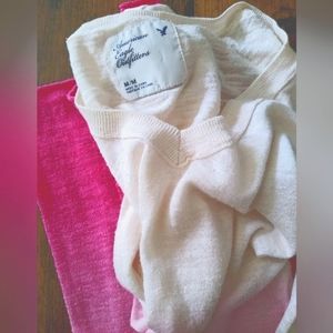 American Eagle Outfitters long sleeve V-Neck top.